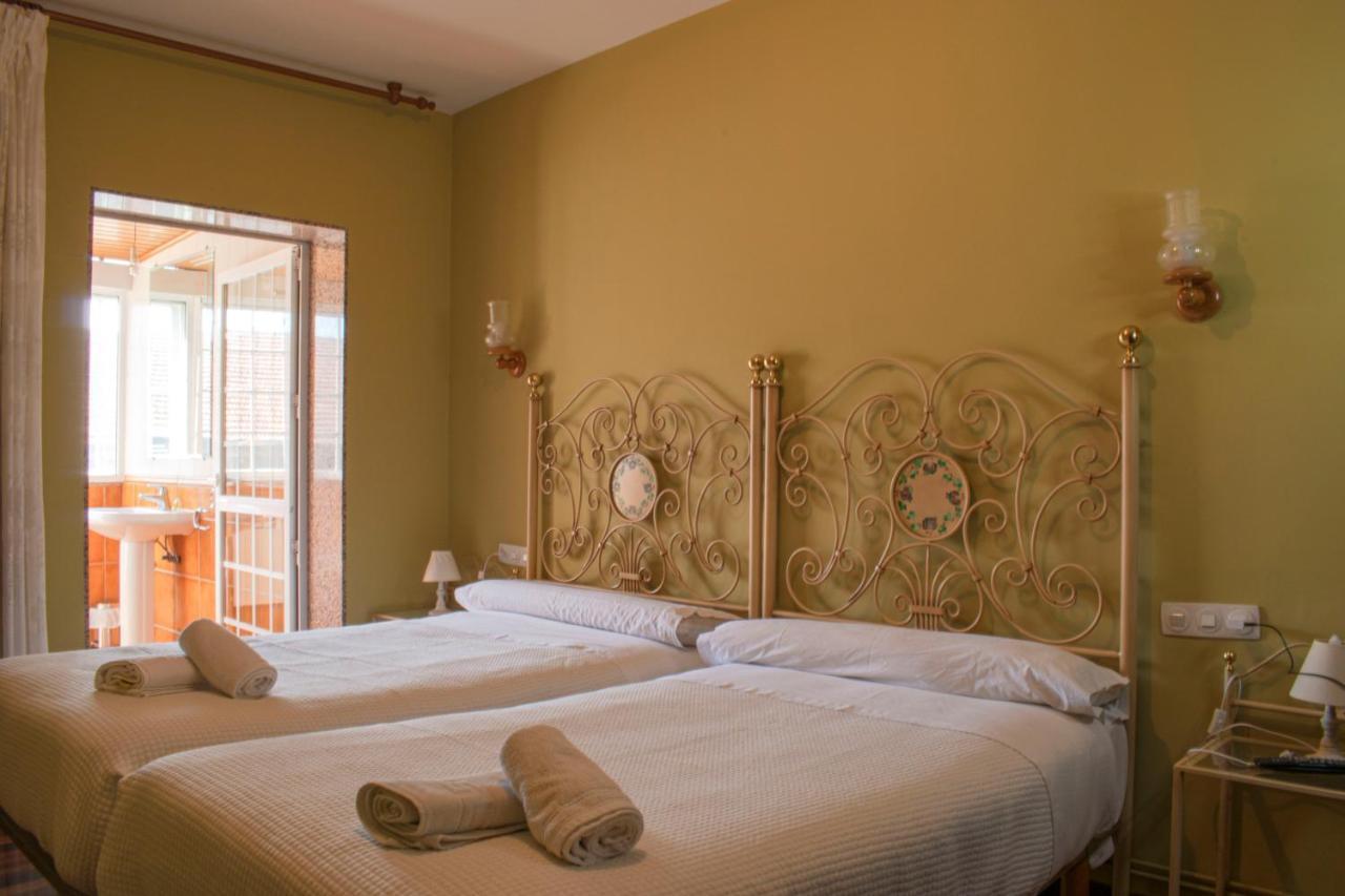 Hostal Galicia Monforte De Lemos Exterior foto